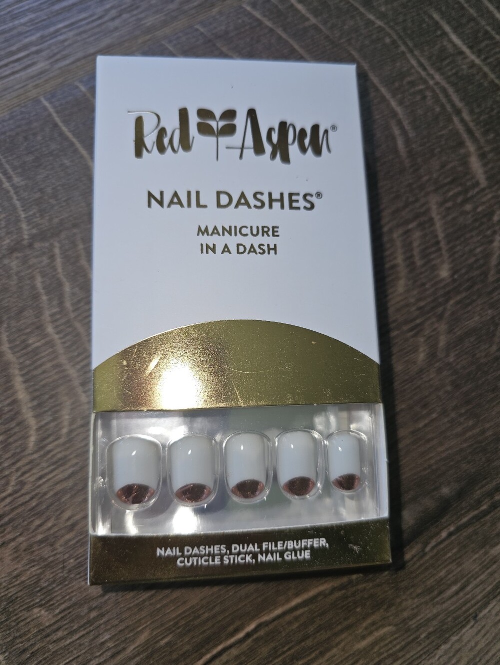 Red Aspen Nail Dashes White Press-On Nails with Gold Accent. New. Sols Winter